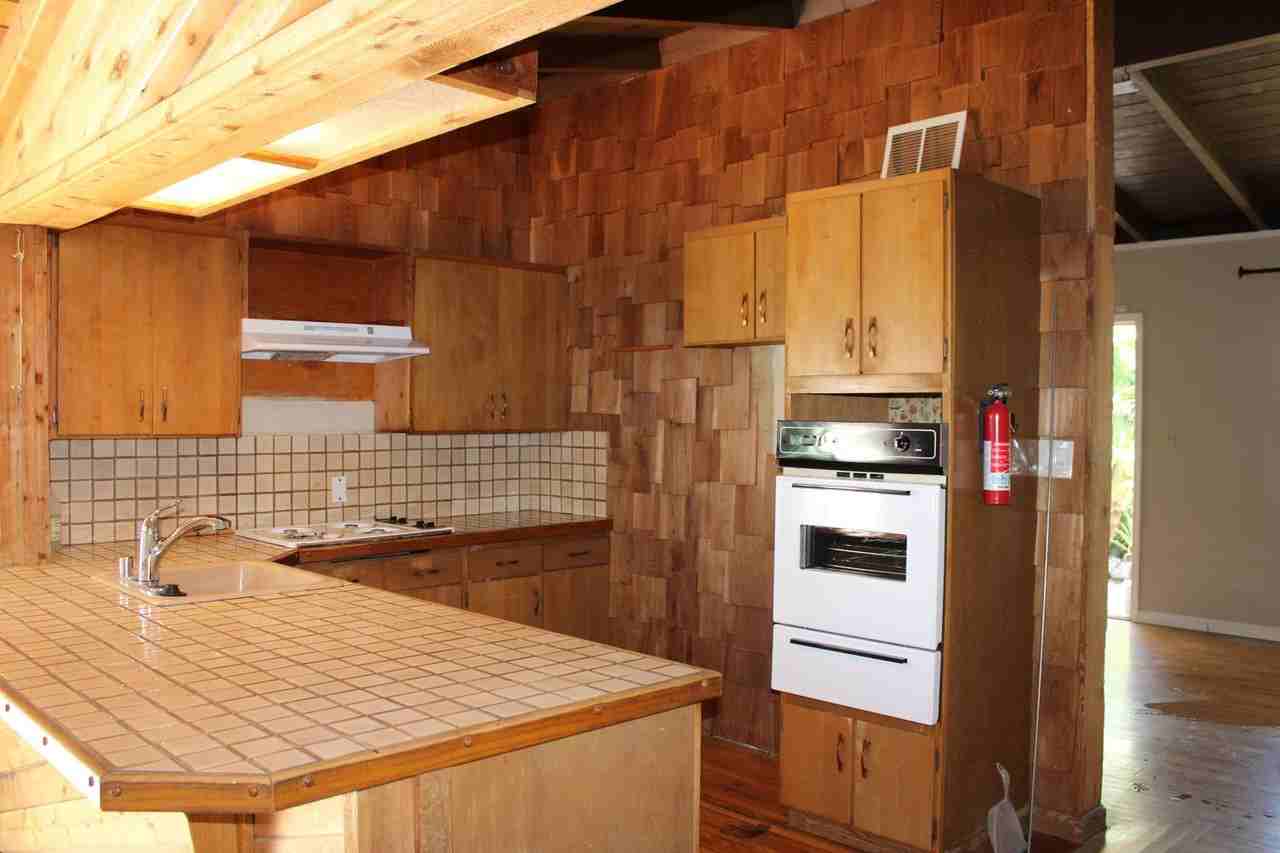 1890 Johnson Dr - Photo 2 of 13