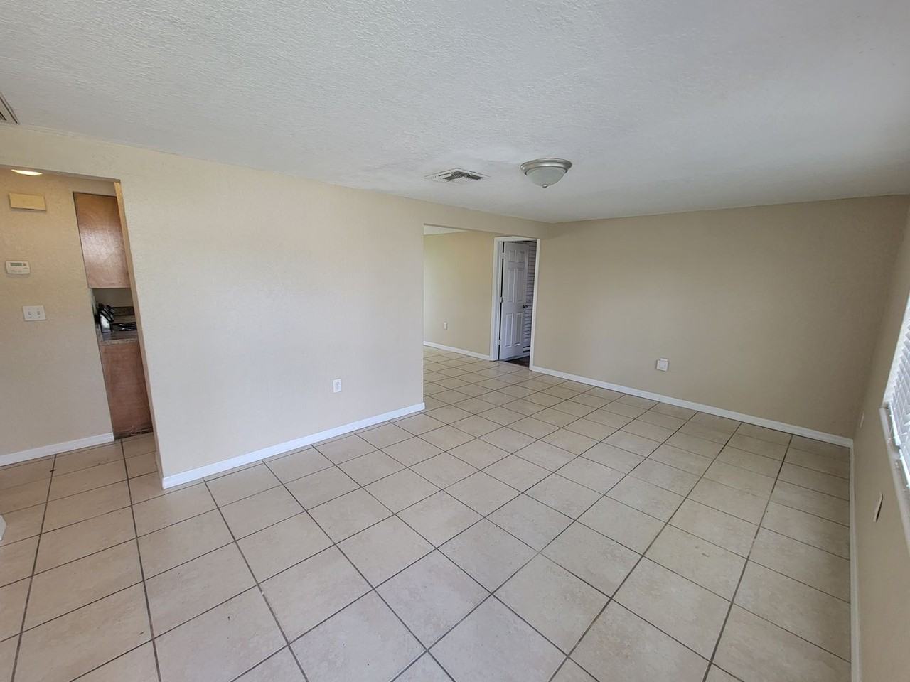 3624 Berkshire St - Photo 2 of 11