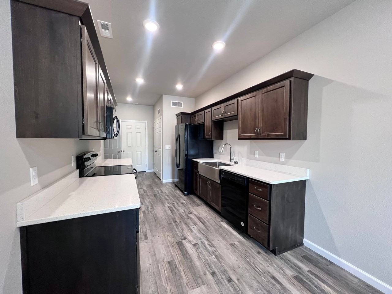 3504 French St - Photo 5 of 12