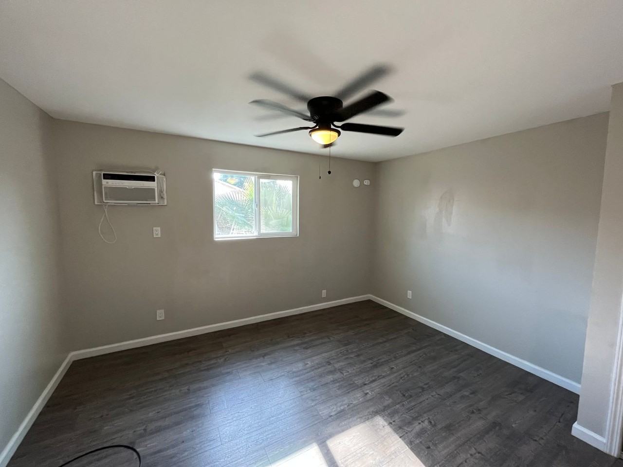 1501 Monte Ave - Photo 3 of 6