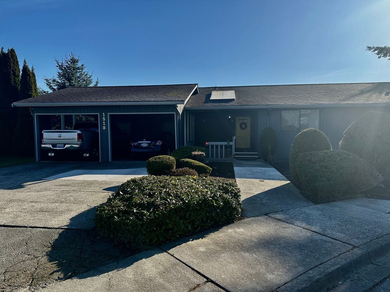 Large Mount Vernon 2 Bed 2 Bath - Photo 2 of 10