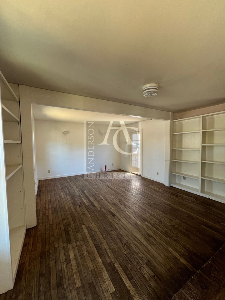 314 Chestnut - Photo 2 of 13