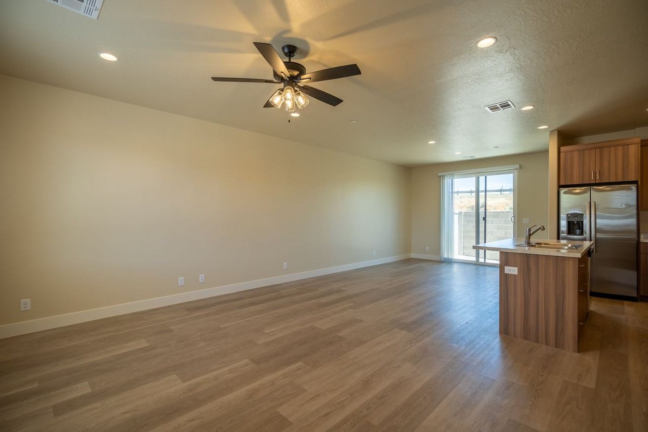 850 E 600 S #15 - Photo 2 of 31