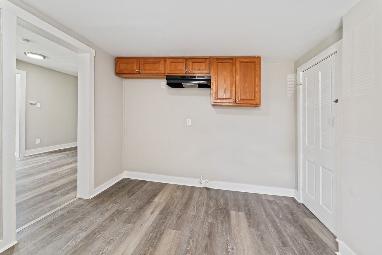 205 6th Ave #2 - Photo 2 of 18