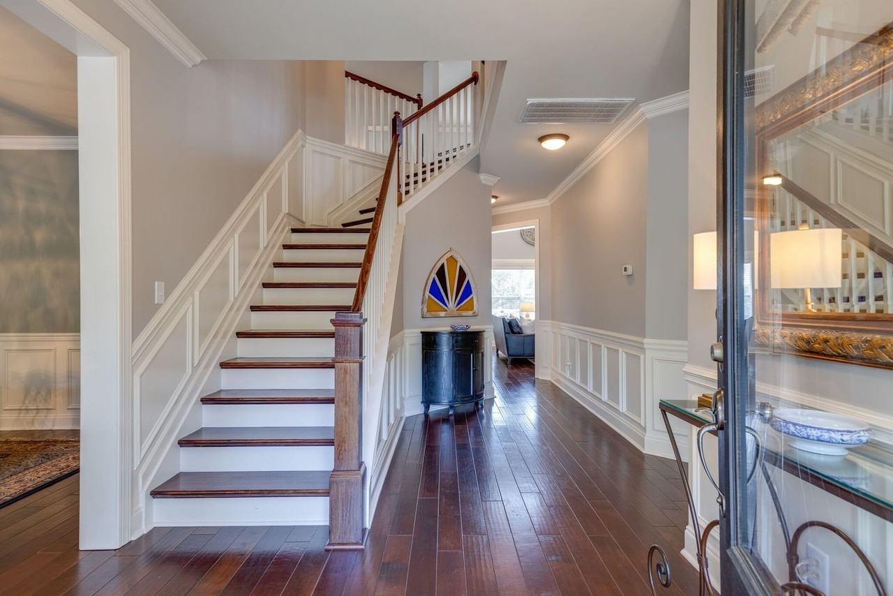 608 Patriot Ln - Photo 6 of 50