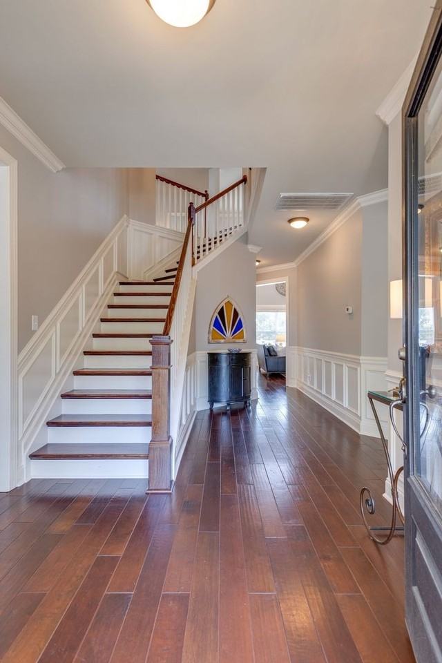 608 Patriot Ln - Photo 7 of 50