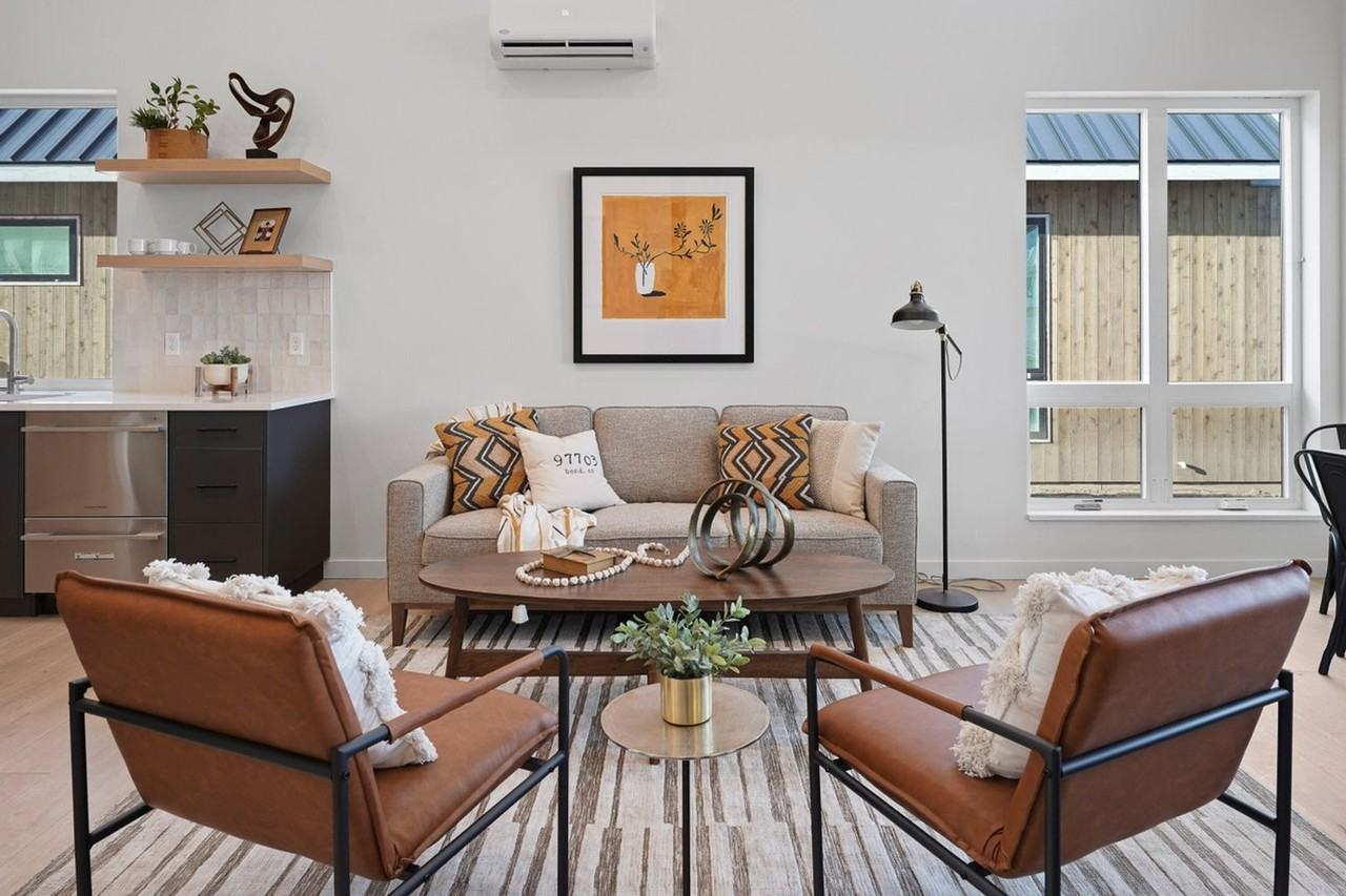 3288 Nw Celilo Ln - Photo 3 of 16