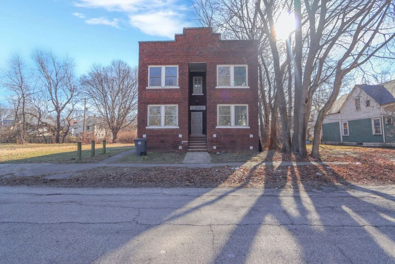 10100 Garfield Avenue - Photo 2 of 50