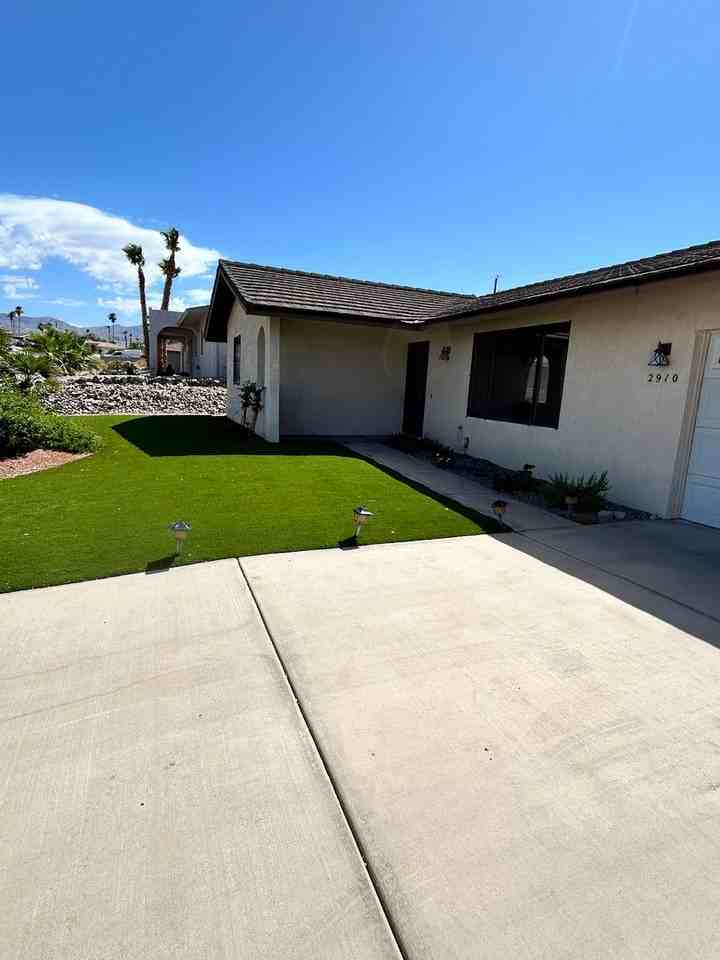 2910 Yuma Dr - Photo 2 of 30