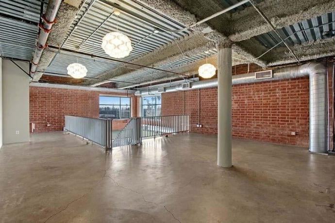 5355 Cartwright Ave - Photo 7 of 22