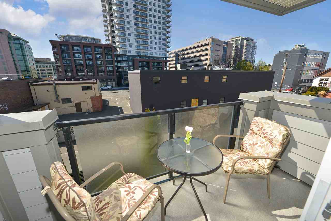 827 North Park Street - Photo 7 of 12