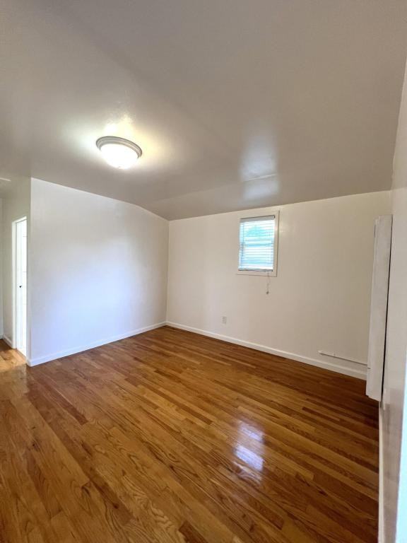 230 Lowell St - Photo 6 of 21