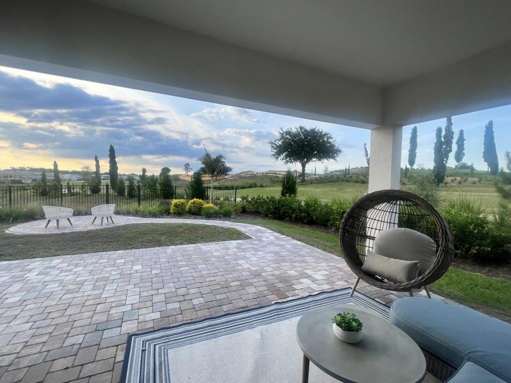 16000 Volterra Pt - Photo 3 of 15