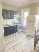 featured image of 215 S 5th St