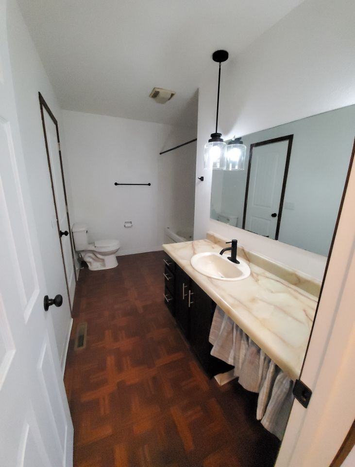 4640 Murphy Ave - Photo 5 of 7
