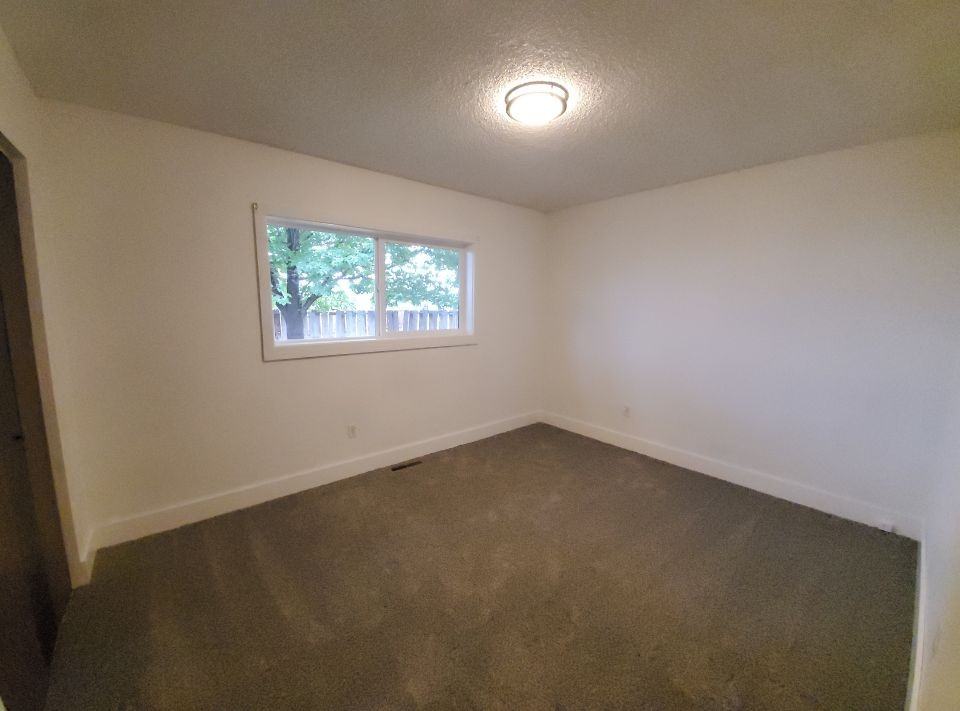 4640 Murphy Ave - Photo 7 of 7