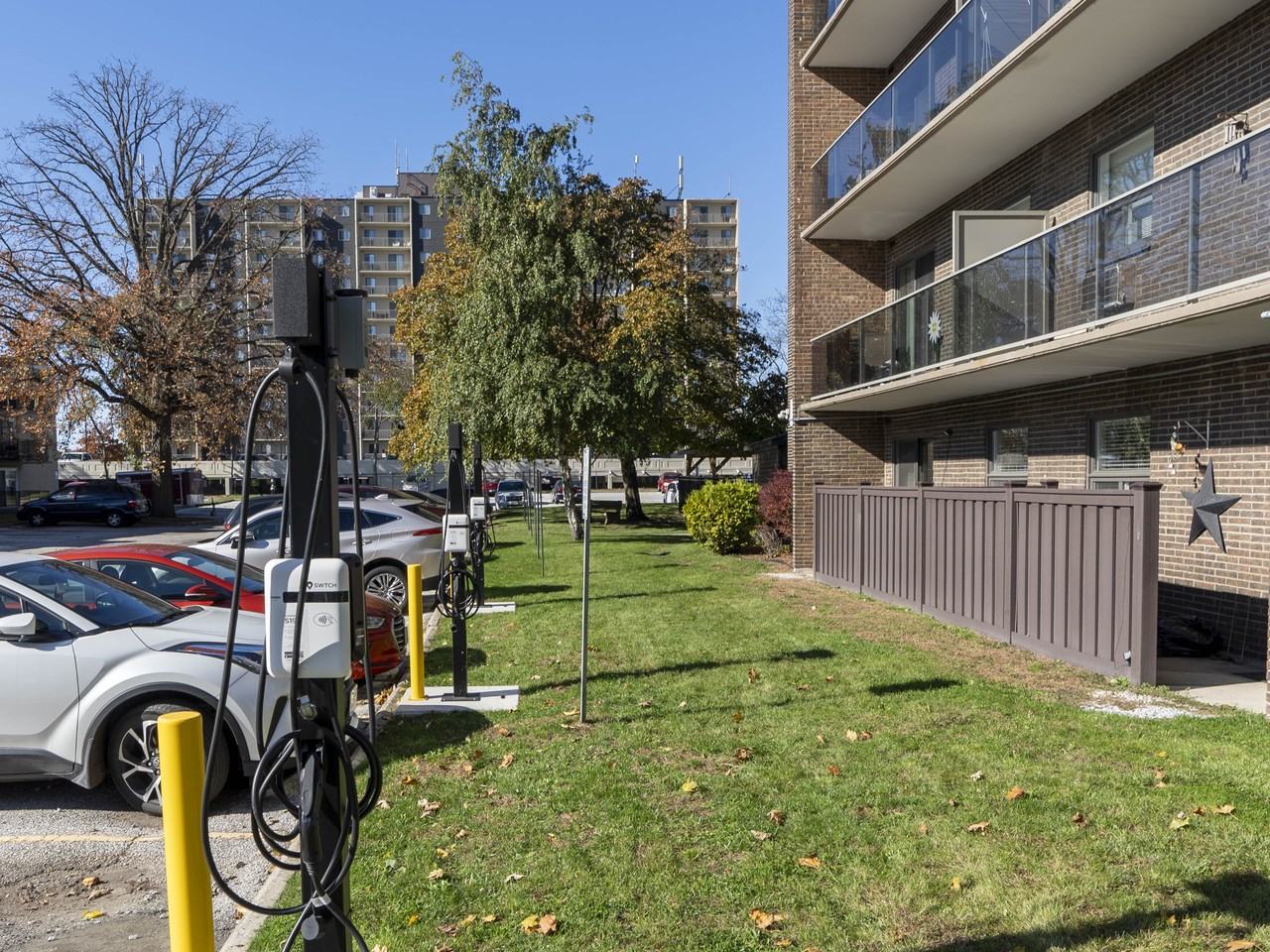 Claire Oak Apartments 255 Capel St, Sarnia, ON N7T 7R3 Zumper