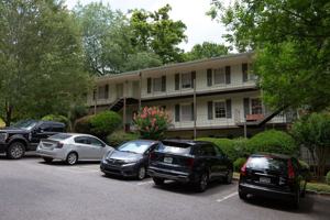 featured image of 270 Barber St