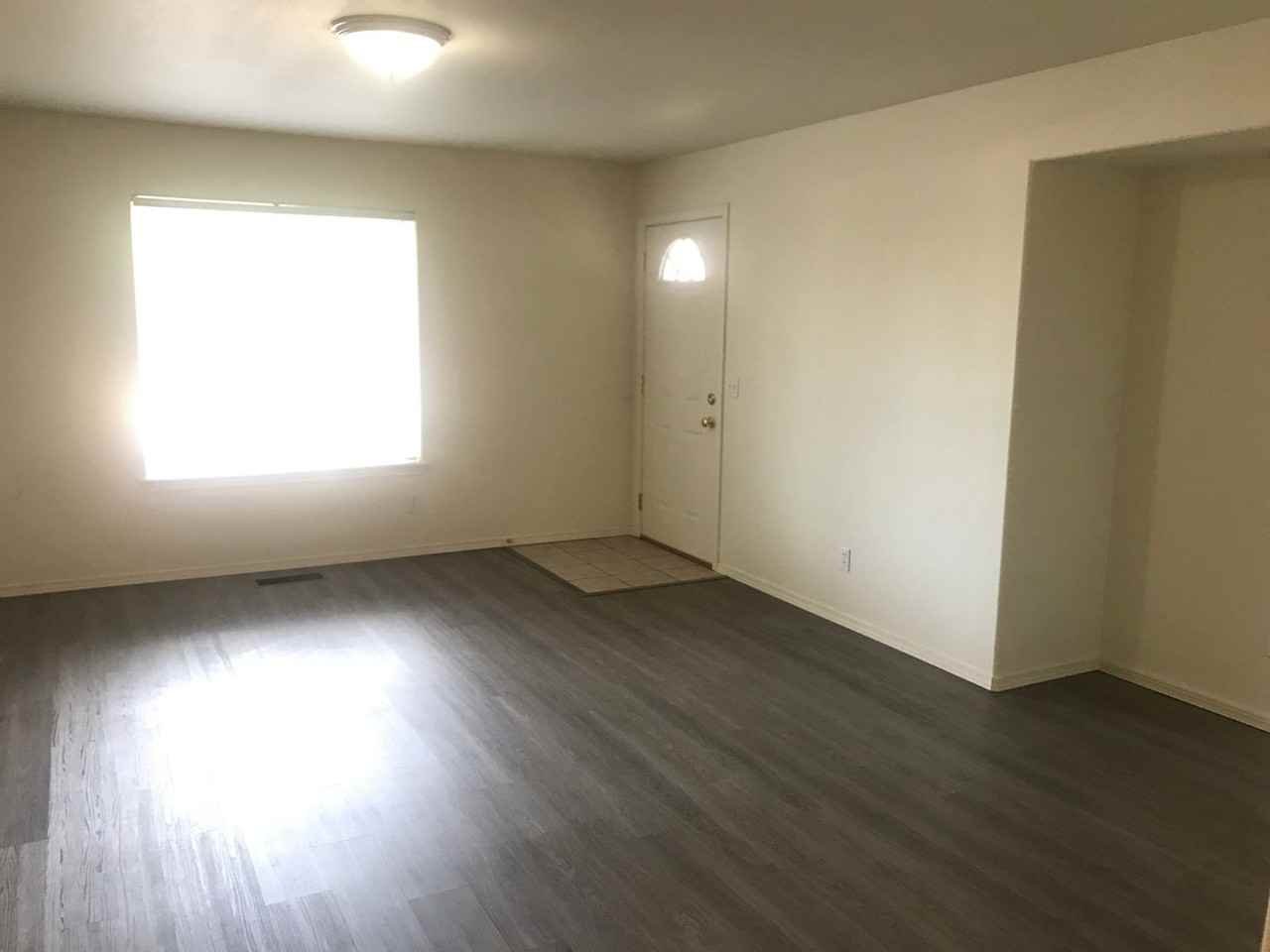 100 Apartments 403 Ne Dekalb Ave, Bend, OR 97701 Zumper