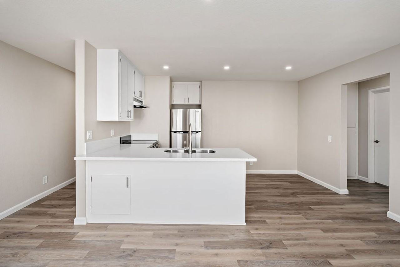 241 Ocean View - Photo 2 of 14