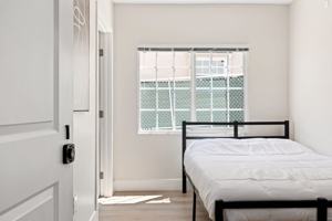 featured image of 1709 Kelton Ave