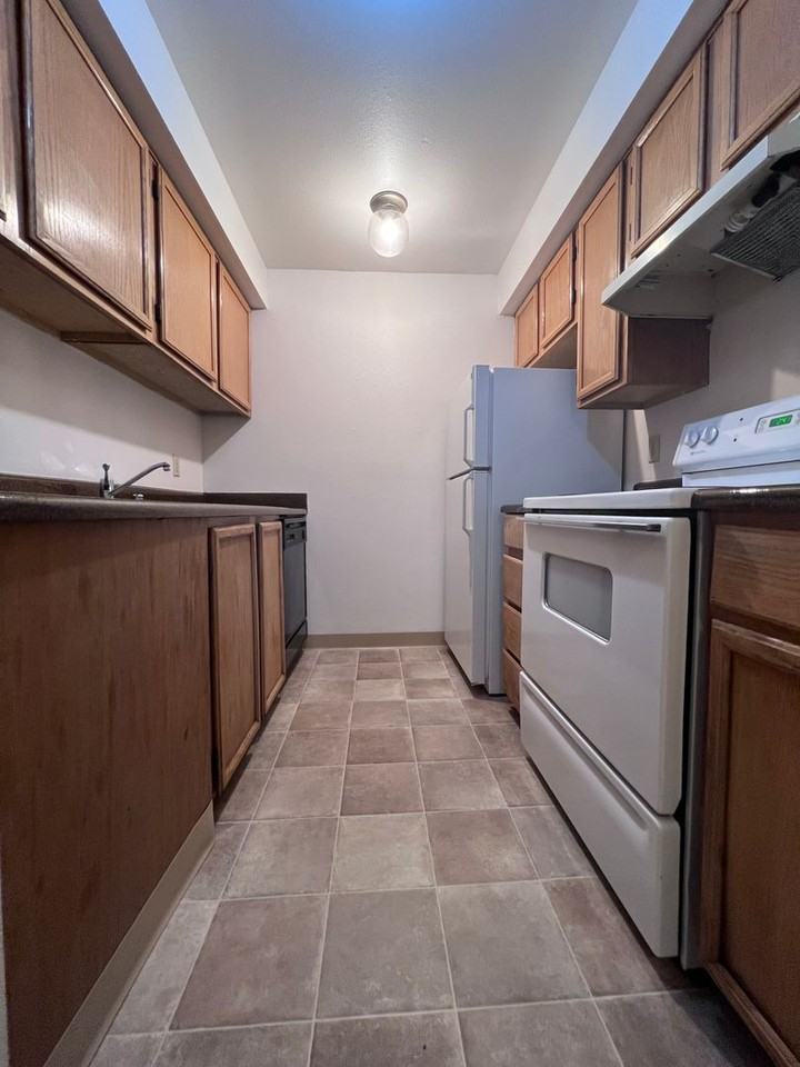 Mountain View Apartment - Photo 6 of 31