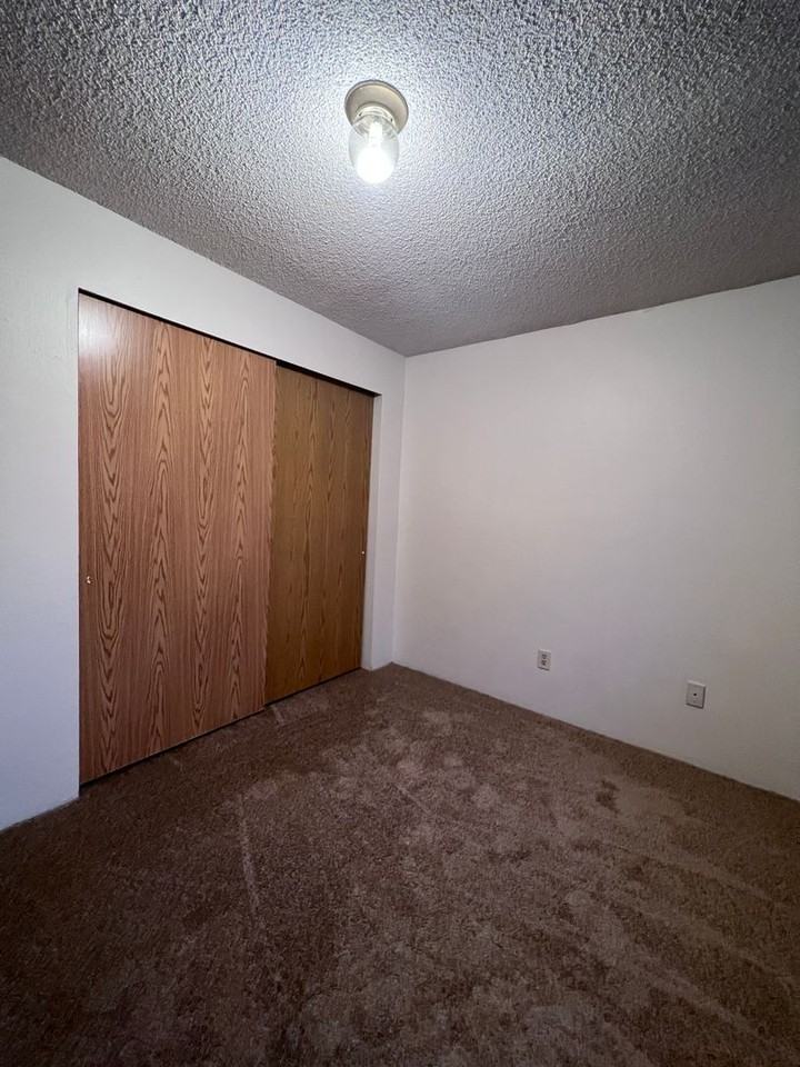 Mountain View Apartment - Photo 7 of 31