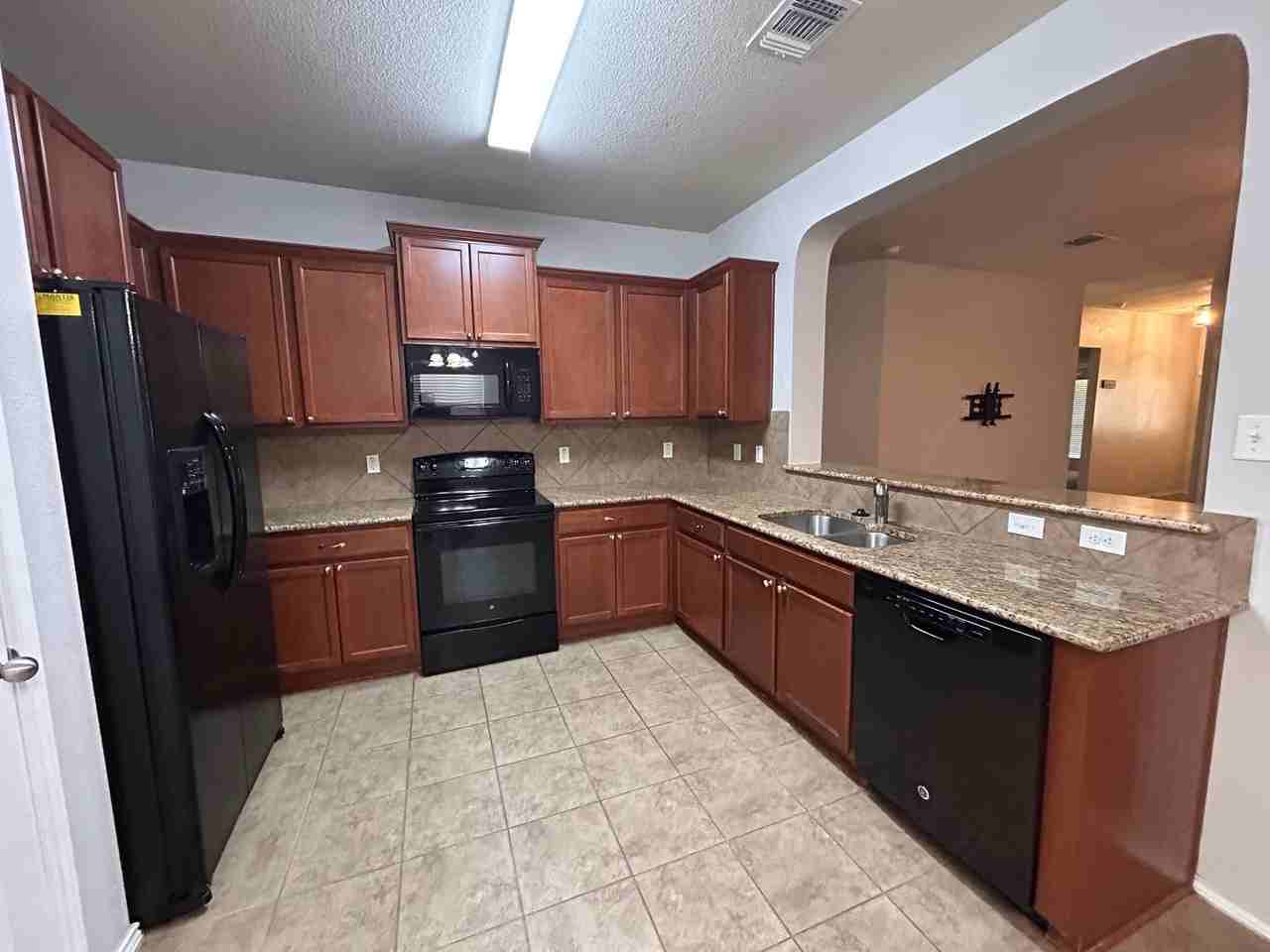 5308 Katy Creek Ln - Photo 2 of 10