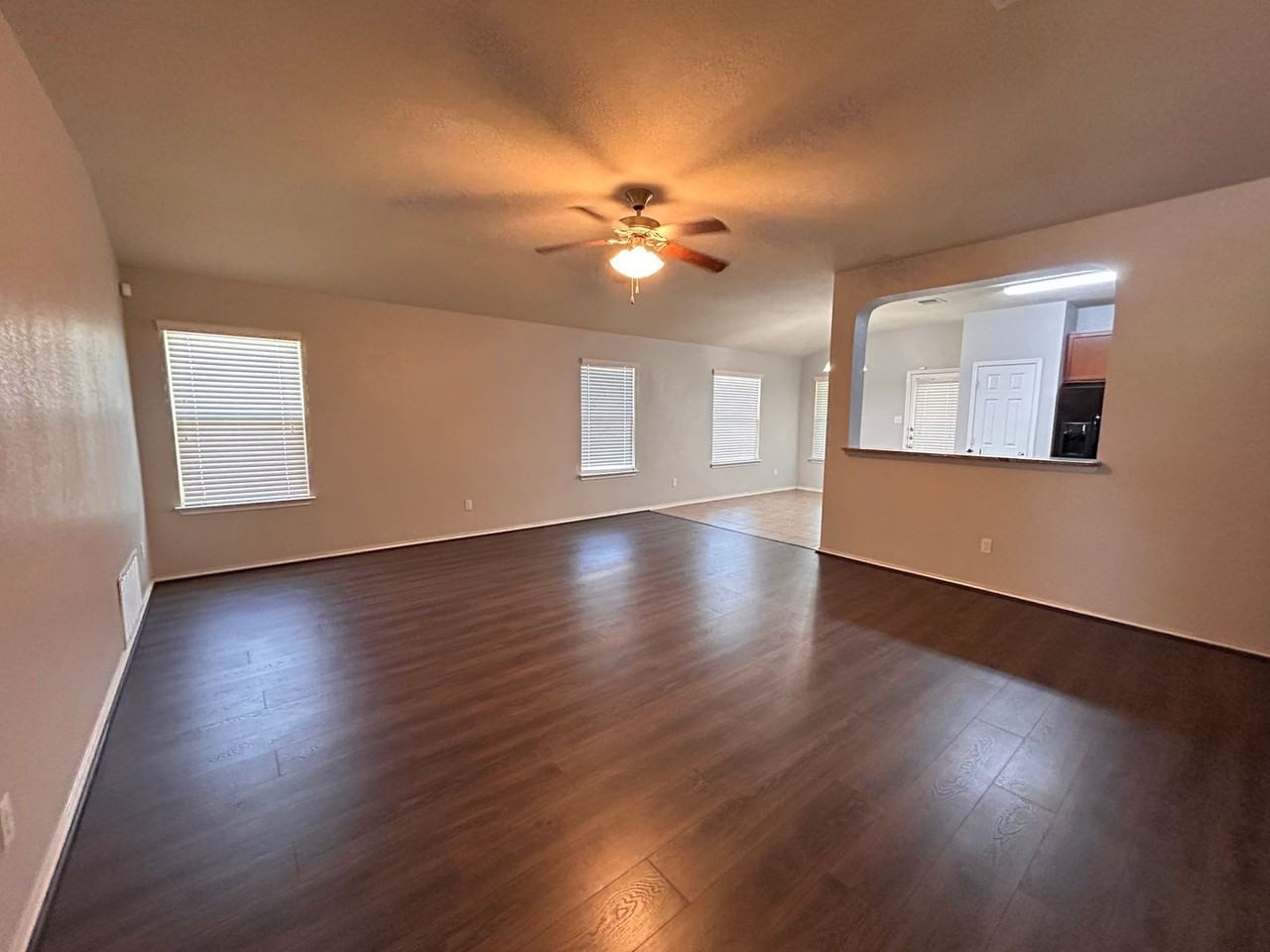 5308 Katy Creek Ln - Photo 3 of 10