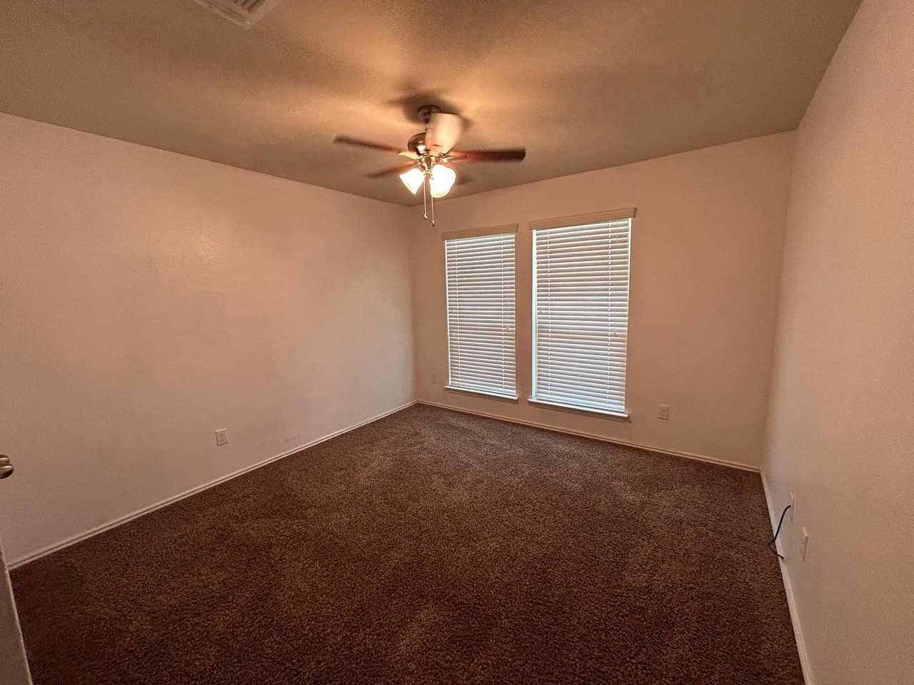 5308 Katy Creek Ln - Photo 6 of 10