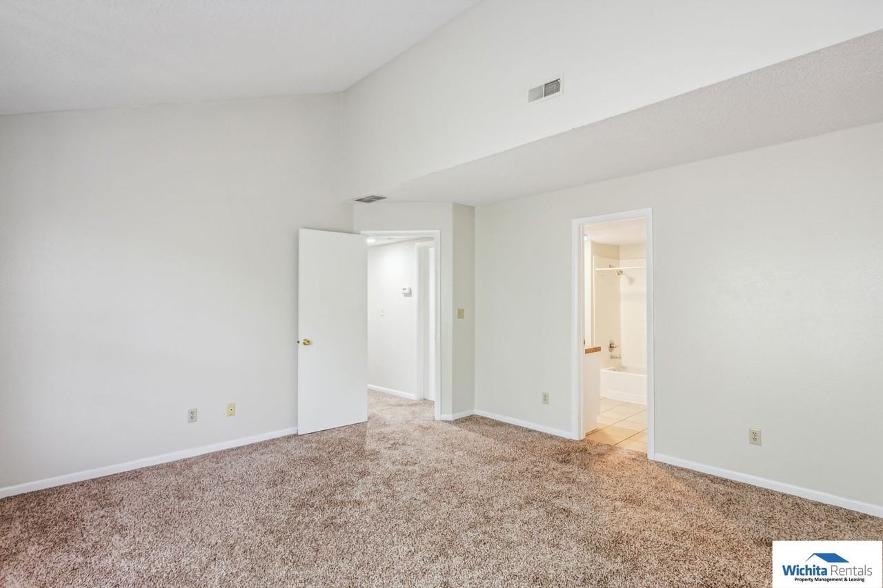 1450 S Webb Rd #320 - Photo 6 of 16