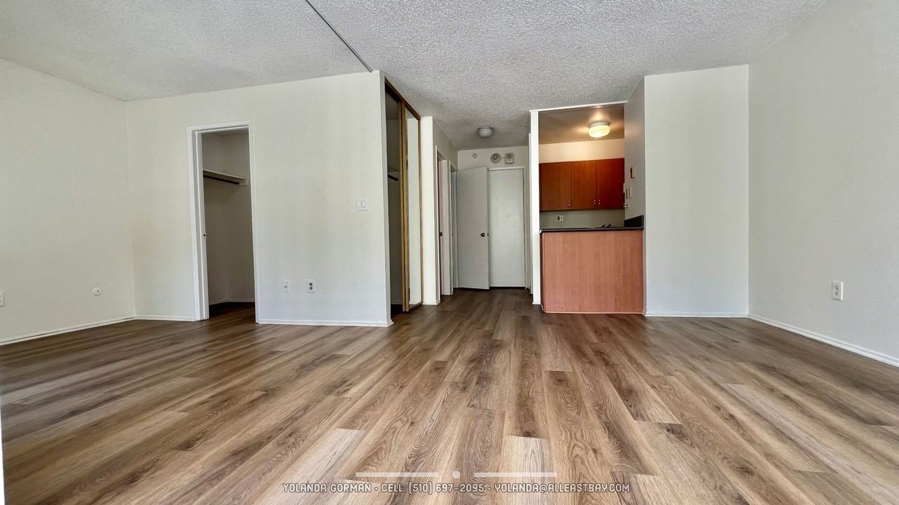 5 Admiral Dr #F208 - Photo 4 of 29