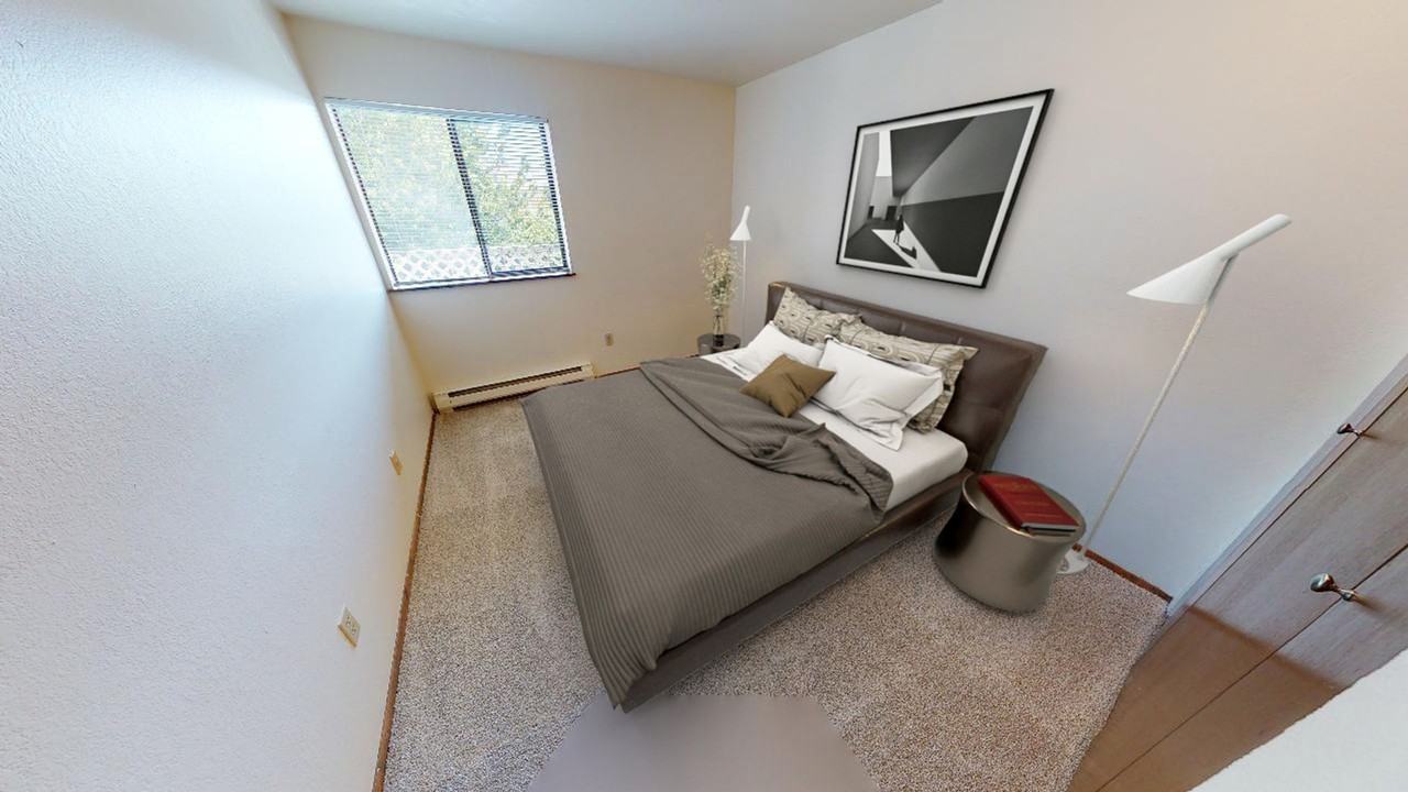 7000 Roosevelt Way NE - Photo 5 of 50