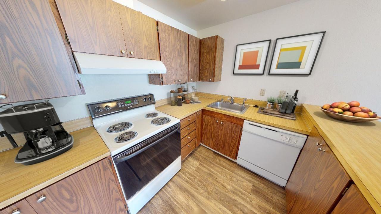 7000 Roosevelt Way NE - Photo 4 of 50