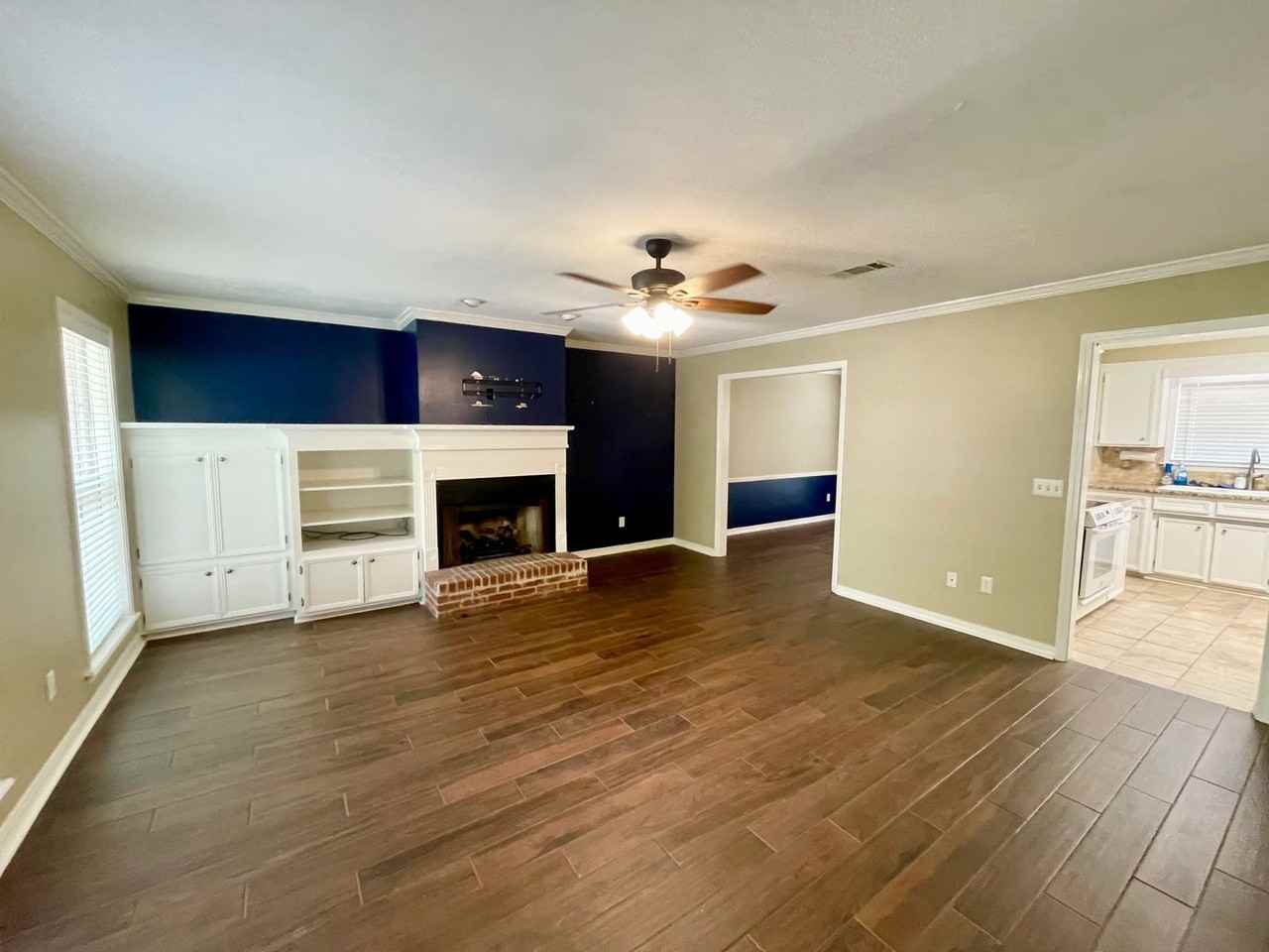 503 Brookstone Dr - Photo 3 of 20