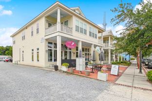 Luxury Downtown Apartments in Long Beach - Photo 1 of 1