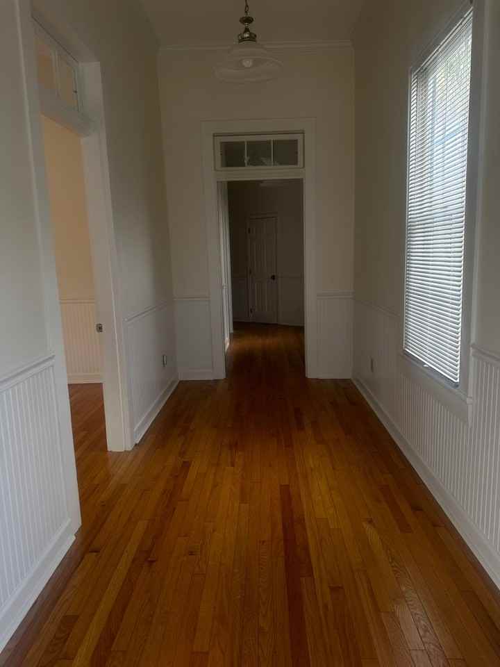 406 East Intendencia Street - Photo 4 of 11