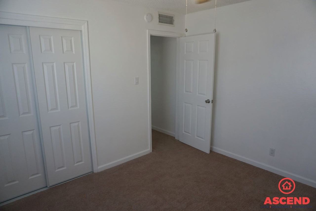 648 Delfino Ln - Photo 4 of 8