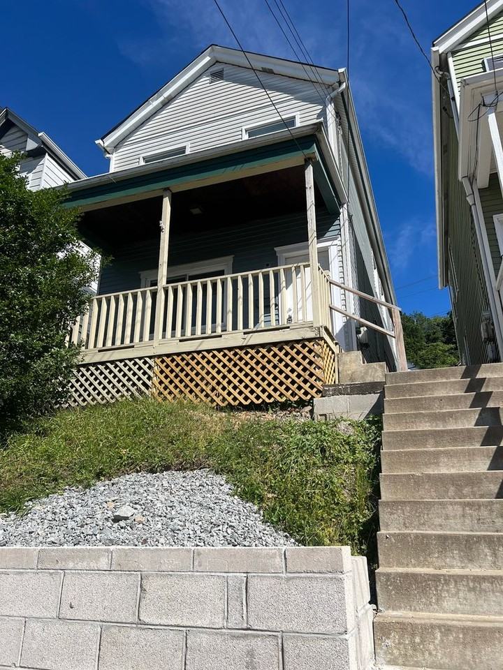 248 W 9th Ave - Photo 2 of 21