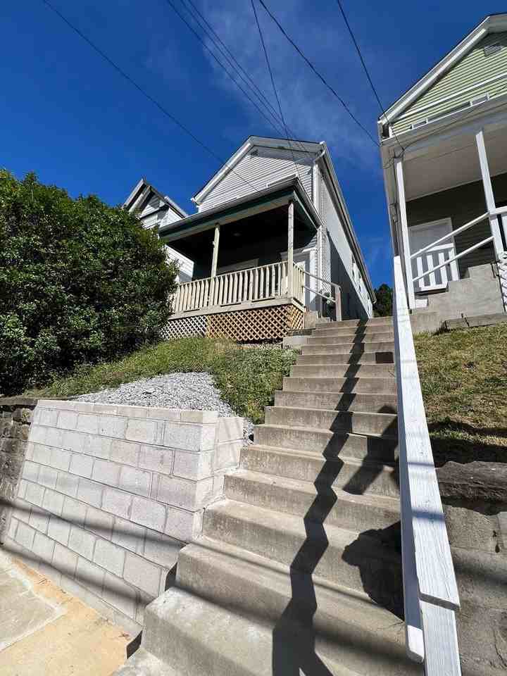 248 W 9th Ave - Photo 3 of 21