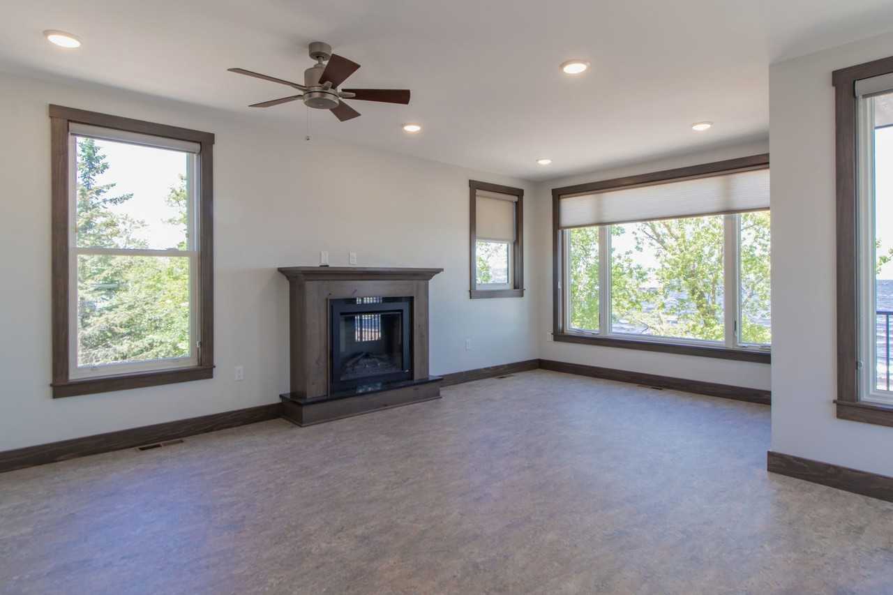 802 S Lake Ave #2 - Photo 6 of 42