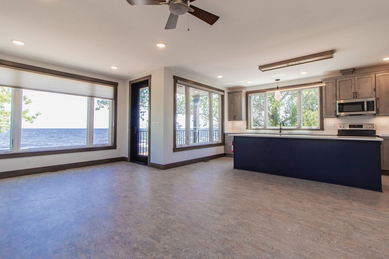 802 S Lake Ave #2 - Photo 7 of 42