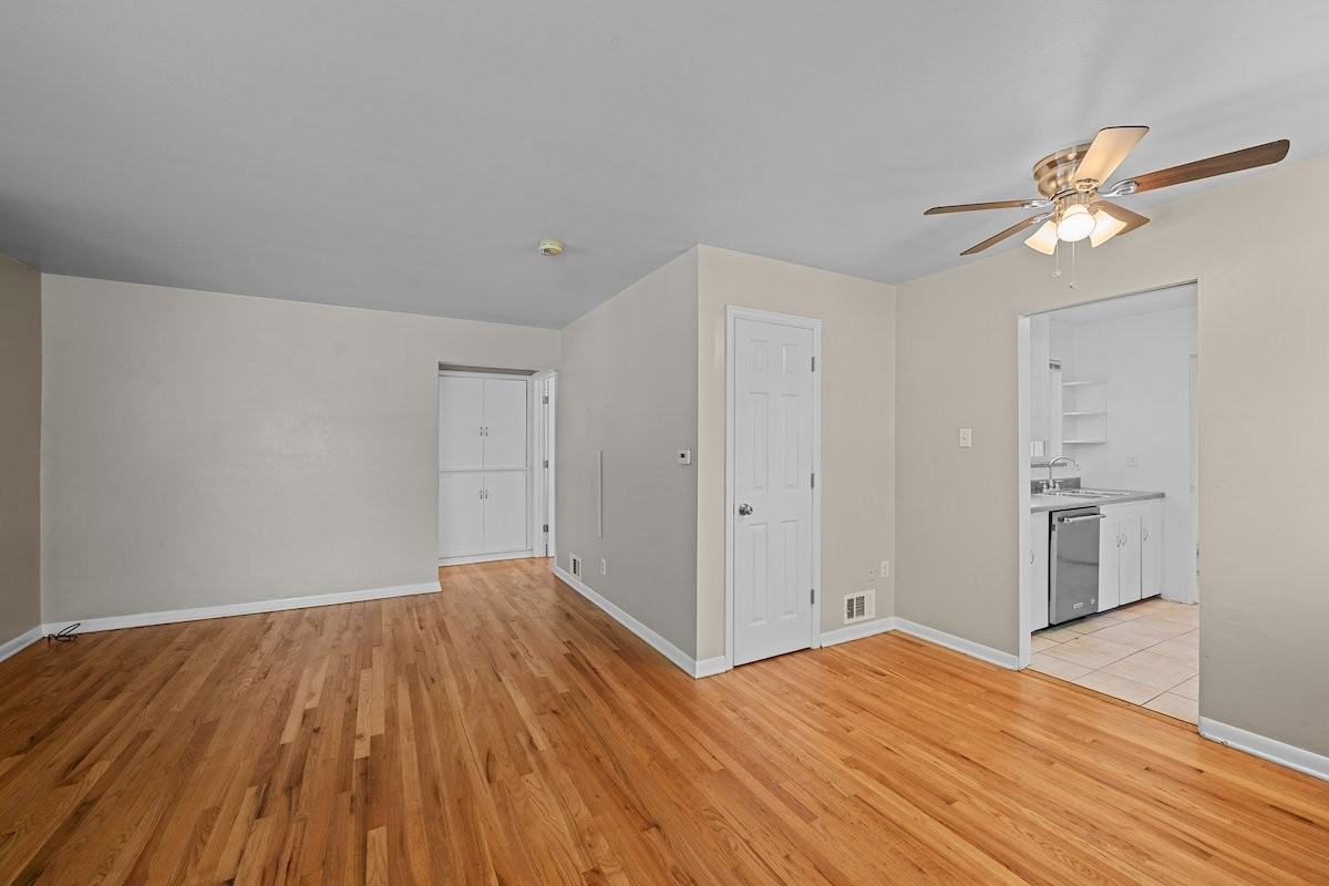 1393 S Grant St - Photo 5 of 23