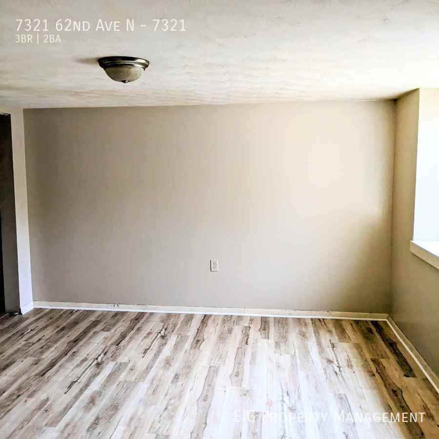 7321 62nd Ave N #7321 - Photo 2 of 25