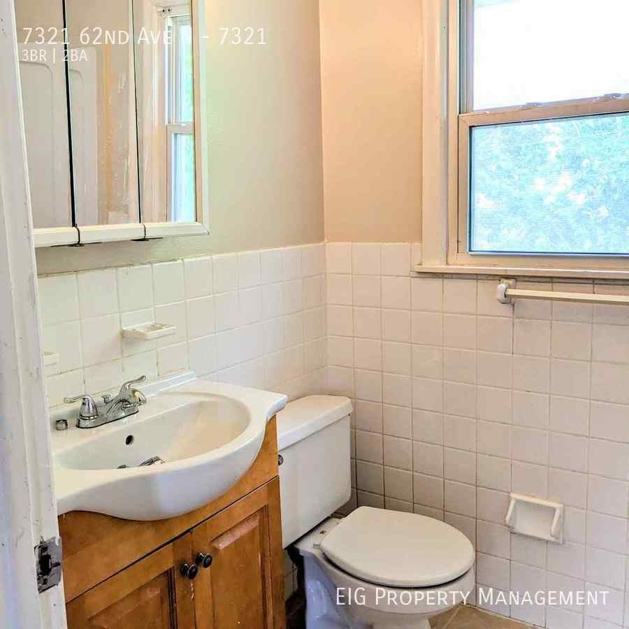 7321 62nd Ave N #7321 - Photo 3 of 25