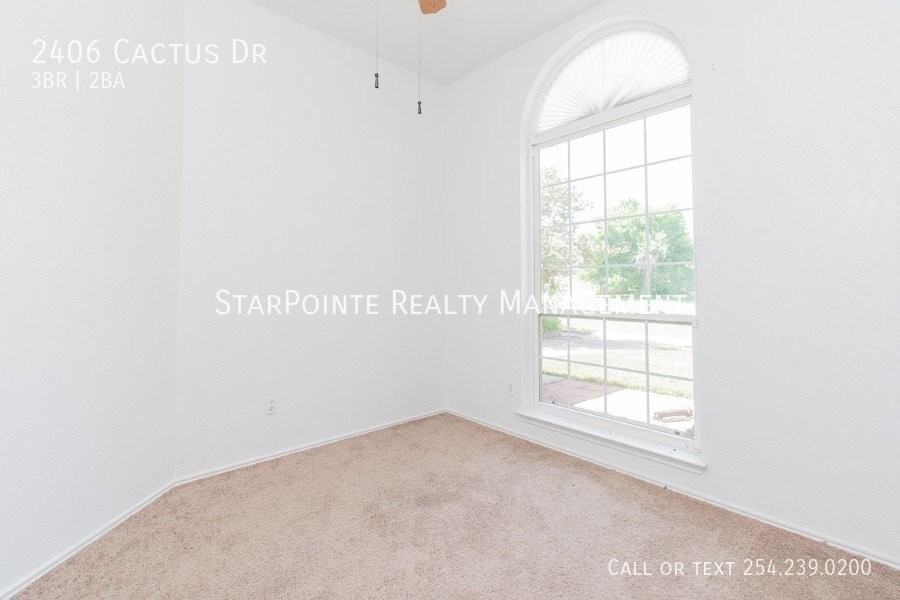 2406 Cactus Dr - Photo 6 of 18