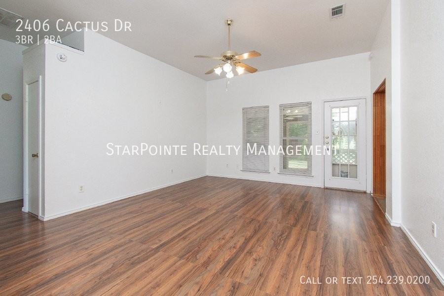 2406 Cactus Dr - Photo 2 of 18