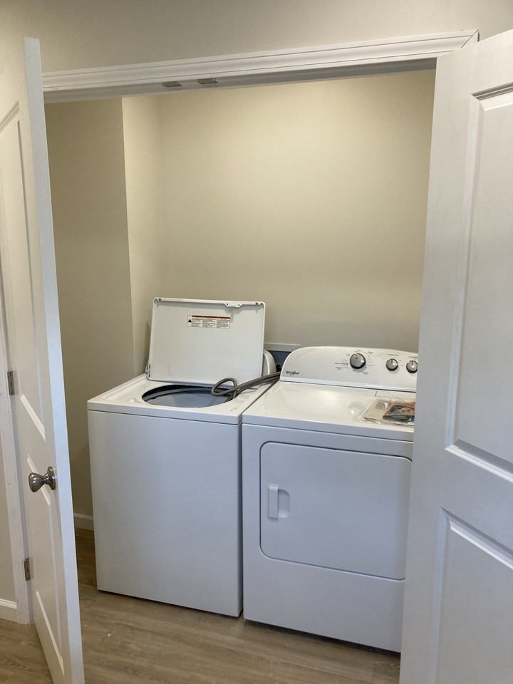 7 Ne 14th St #7NE14 - Photo 2 of 15