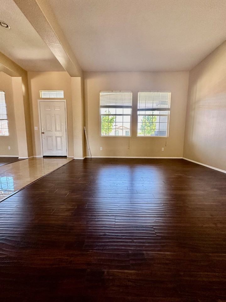 5140 Rela Way W #NA - Photo 2 of 8