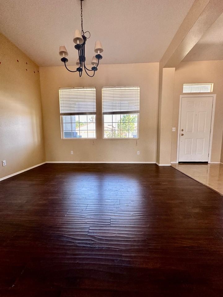 5140 Rela Way W #NA - Photo 3 of 8
